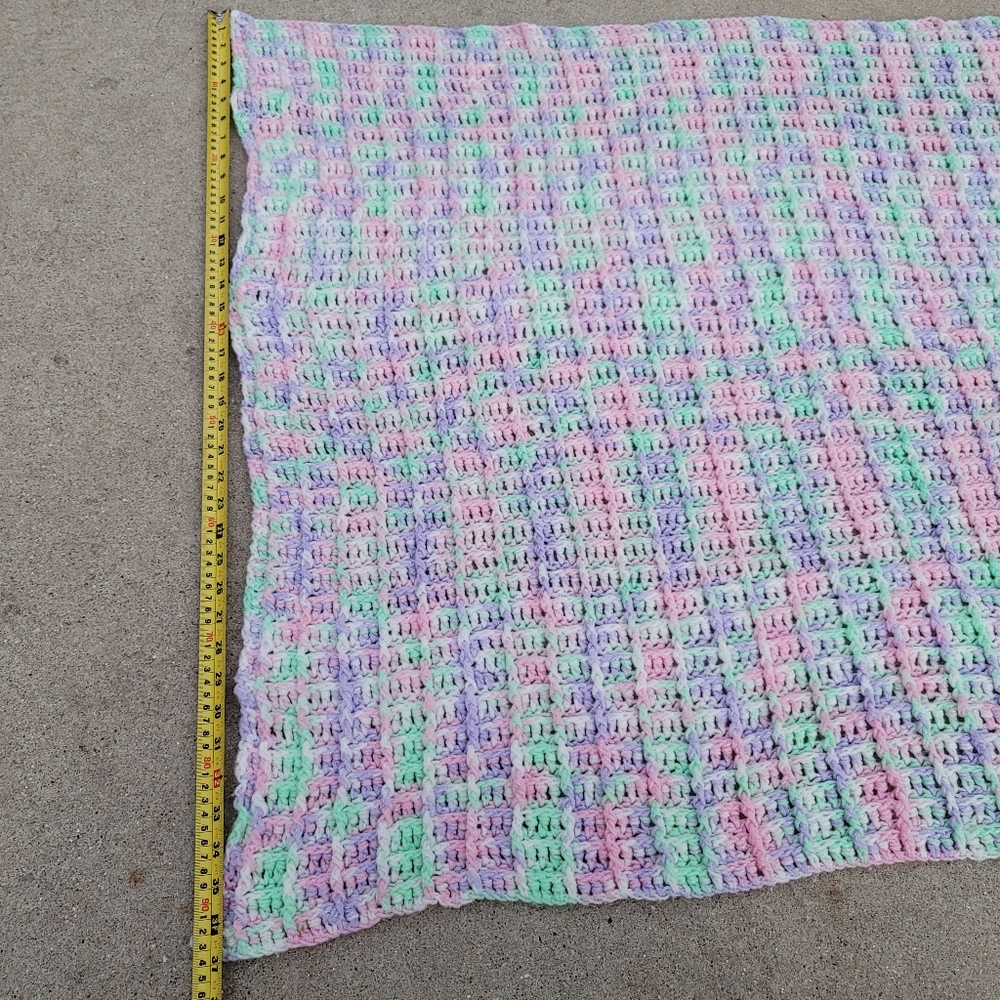 VINTAGE Crochet Blanket Pastel - Picture 5 of 11